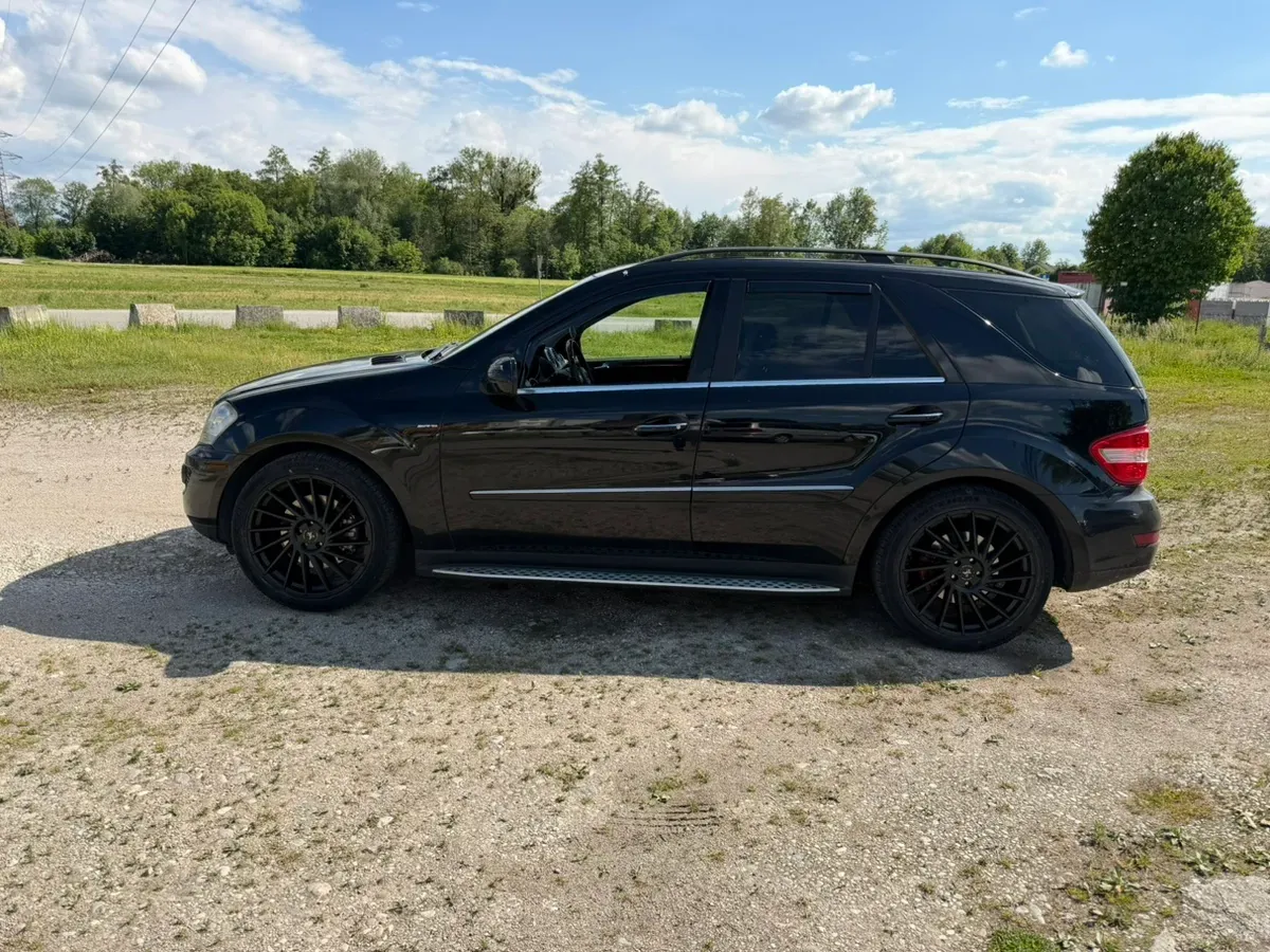 Mercedes-Benz M-Class 2008 photo 3