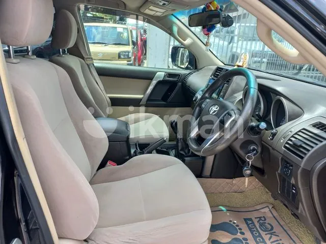 Toyota Land Cruiser Prado 2011 photo 5