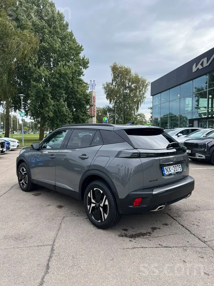 Peugeot 2008 2024 photo 3