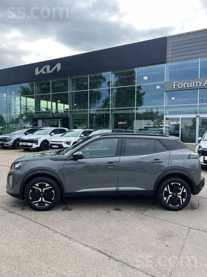 Peugeot 2008 2024 photo 2