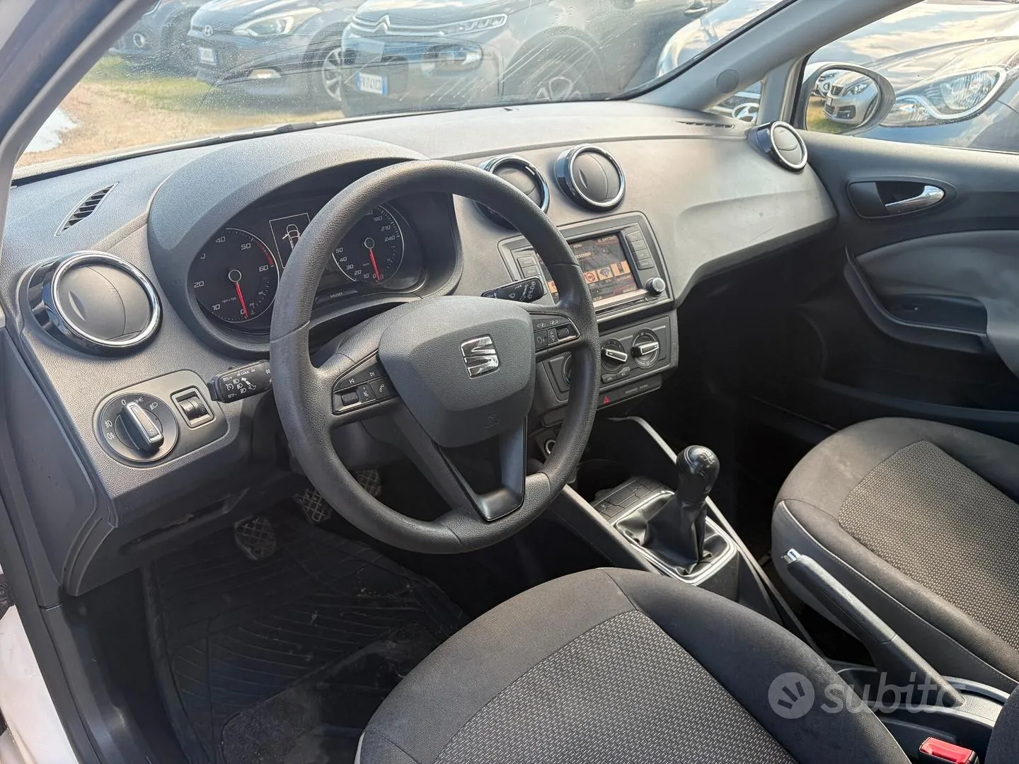 Seat Ibiza 2017 photo 5