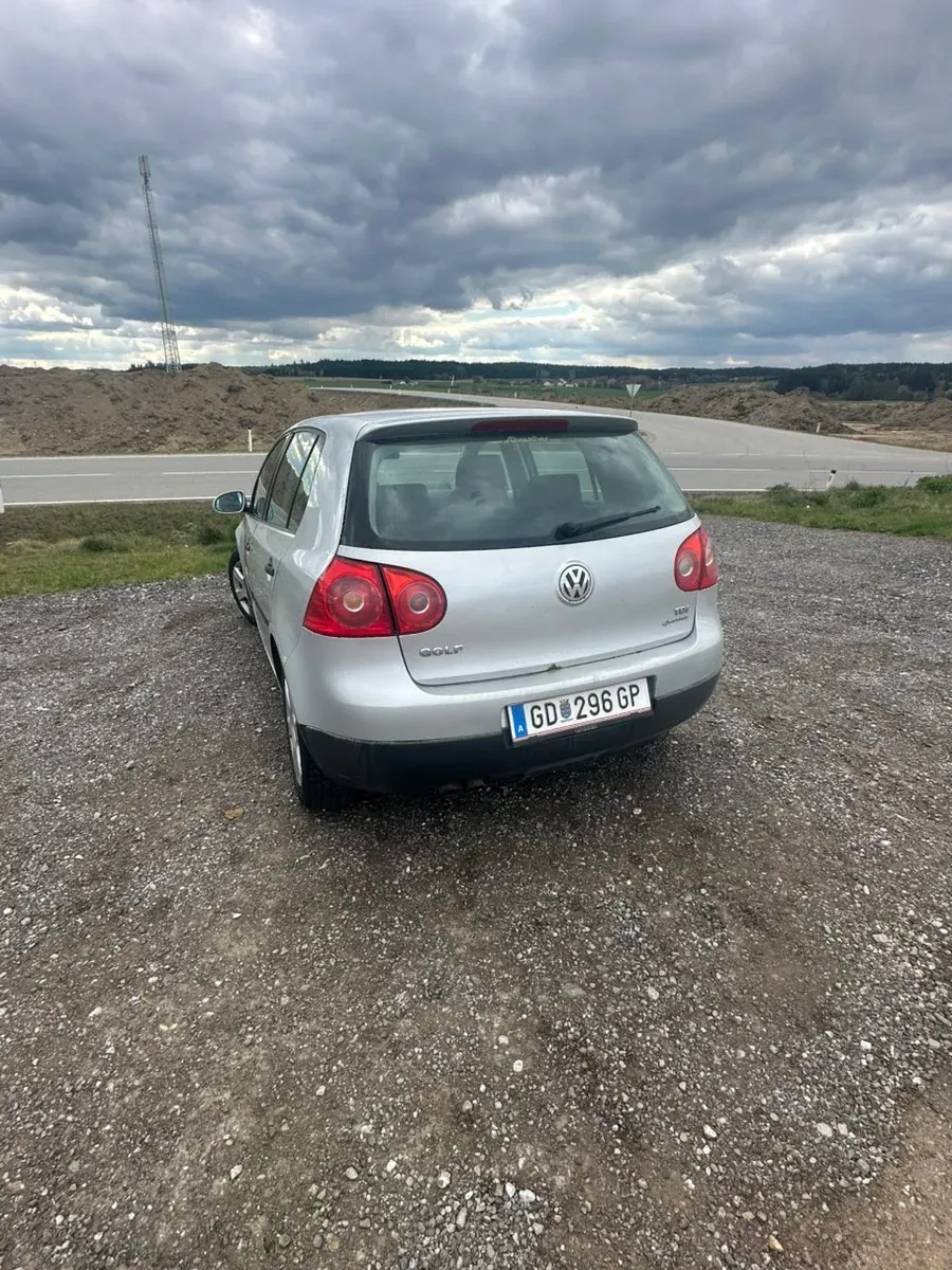 Volkswagen Golf 2004 photo 3
