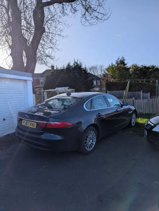 Jaguar Xf 2017 photo 4