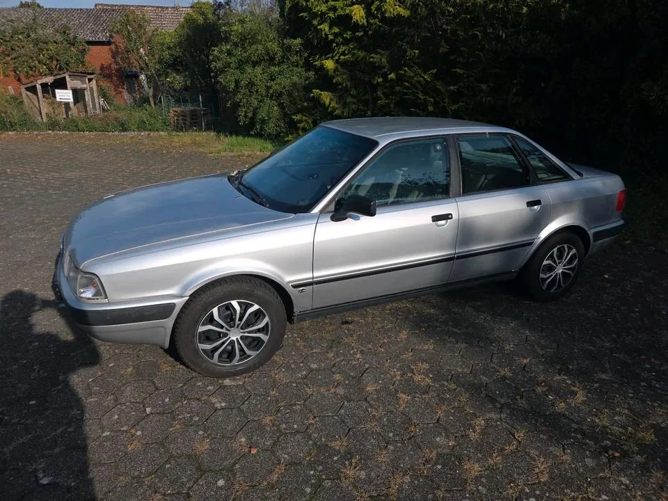 Audi 80