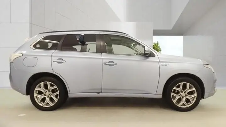Mitsubishi Outlander 2015 photo 5