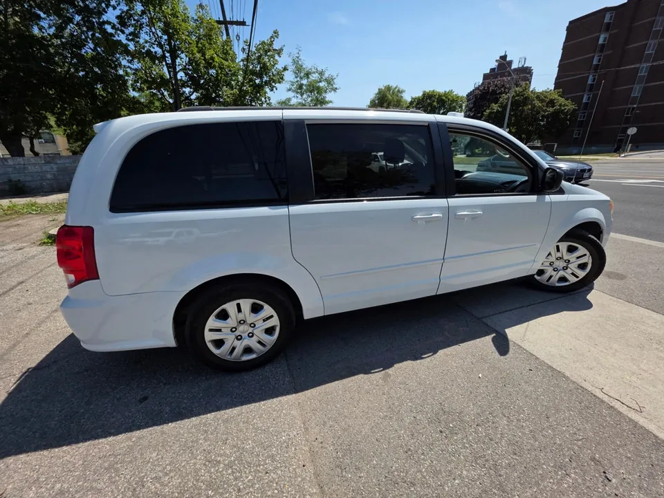 Dodge Grand Caravan 2014 photo 5