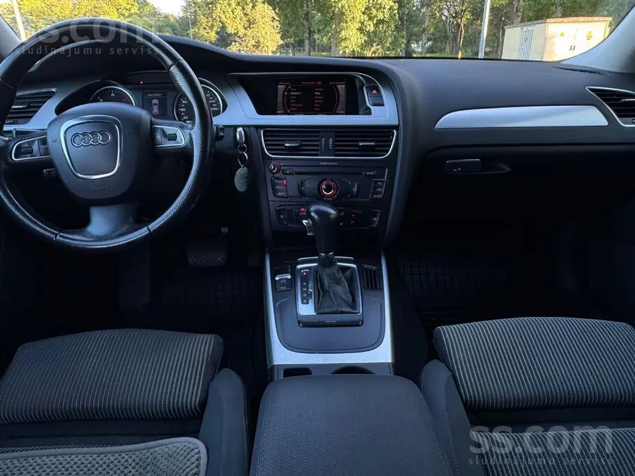 Audi A4 2008 photo 4