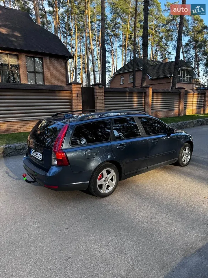 Volvo V50 2008 photo 5