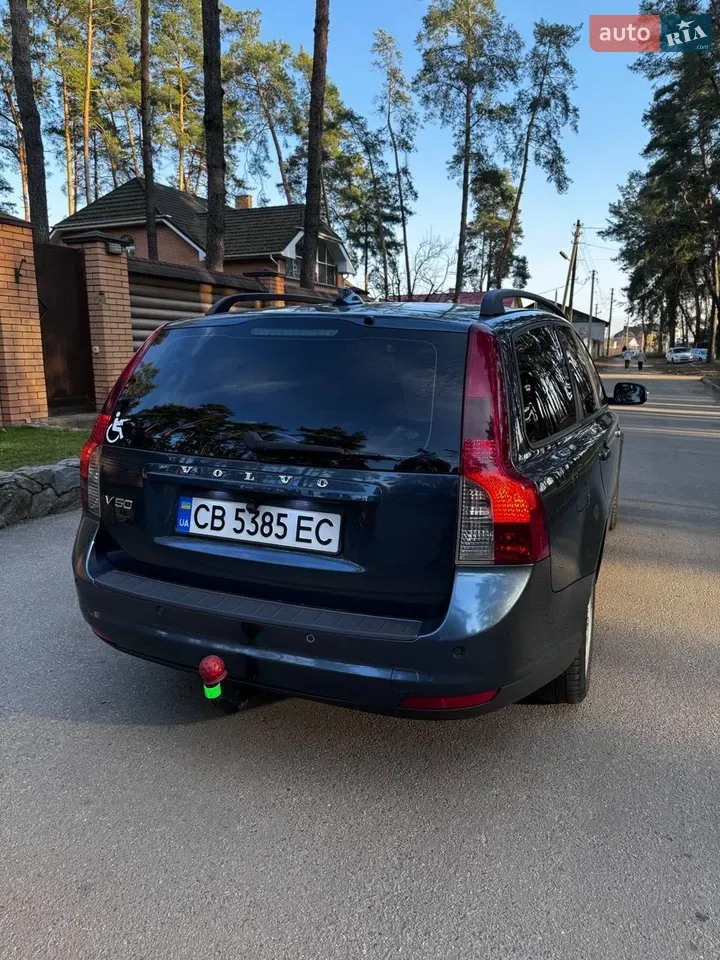 Volvo V50 2008 photo 4