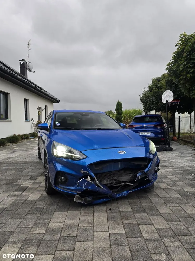 Ford Focus 2019 photo 2