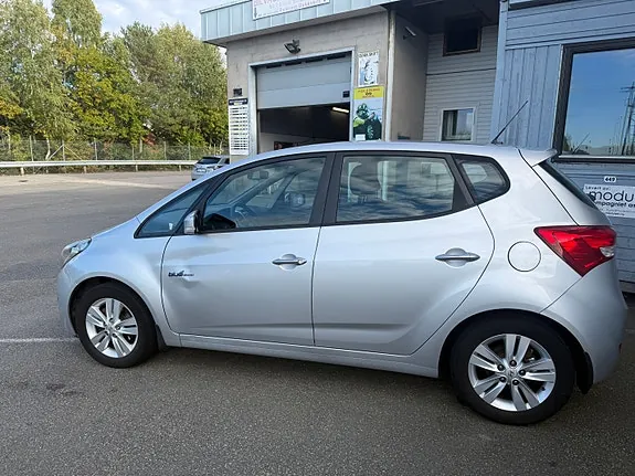 Hyundai Ix20 2013 photo 2