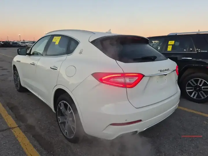 Maserati Levante 2017 photo 3