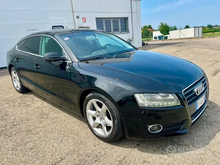 Audi A5 2011 photo 3