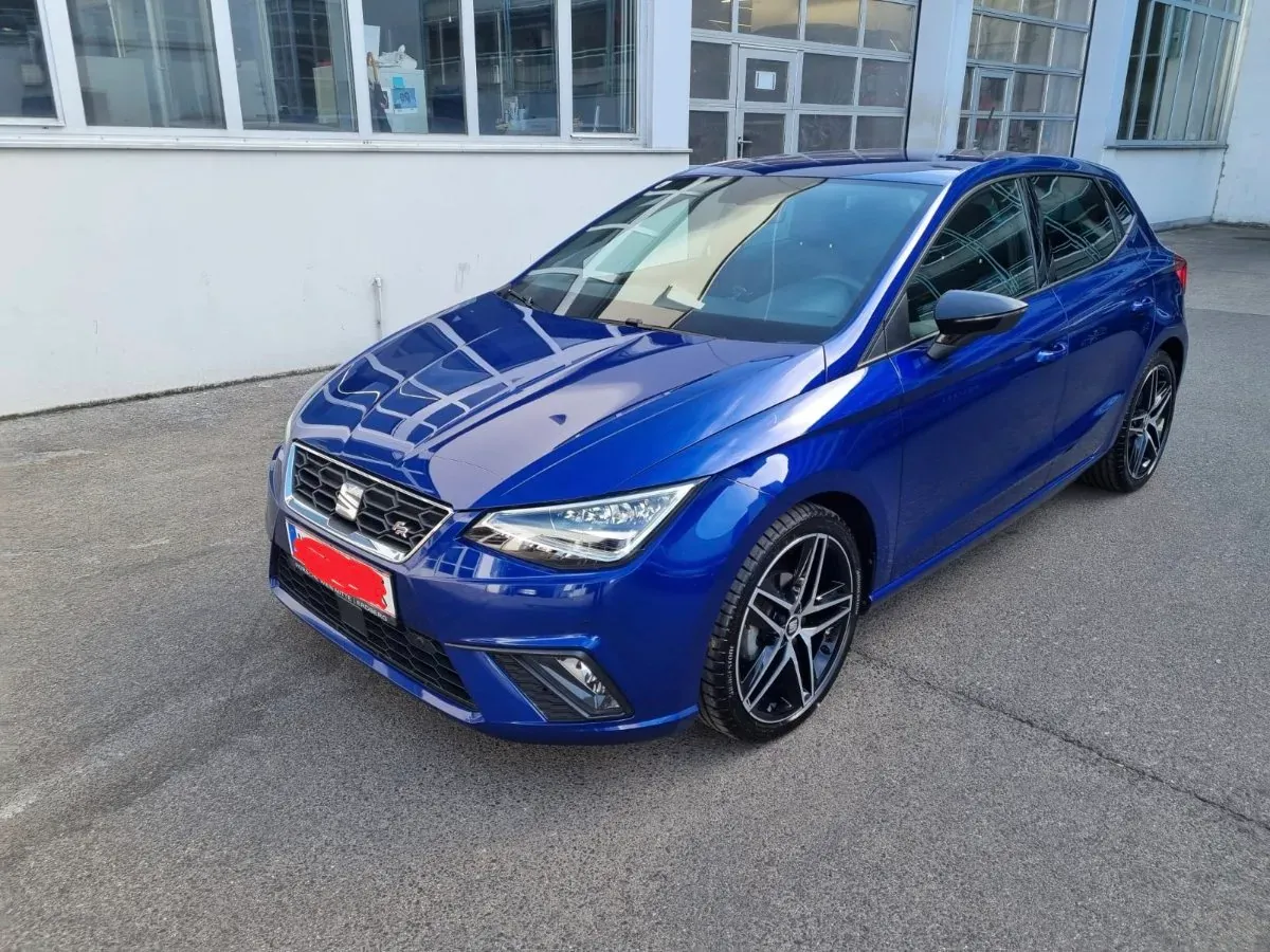 Seat Ibiza 2021 photo 2