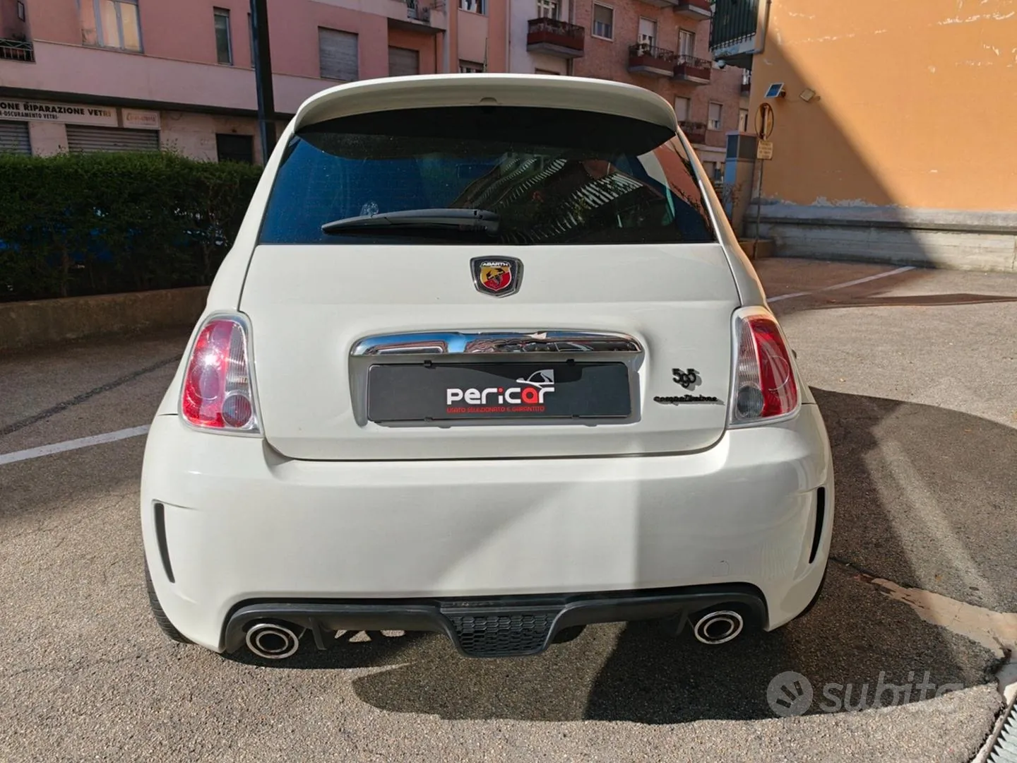 Abarth 500 2011 photo 4