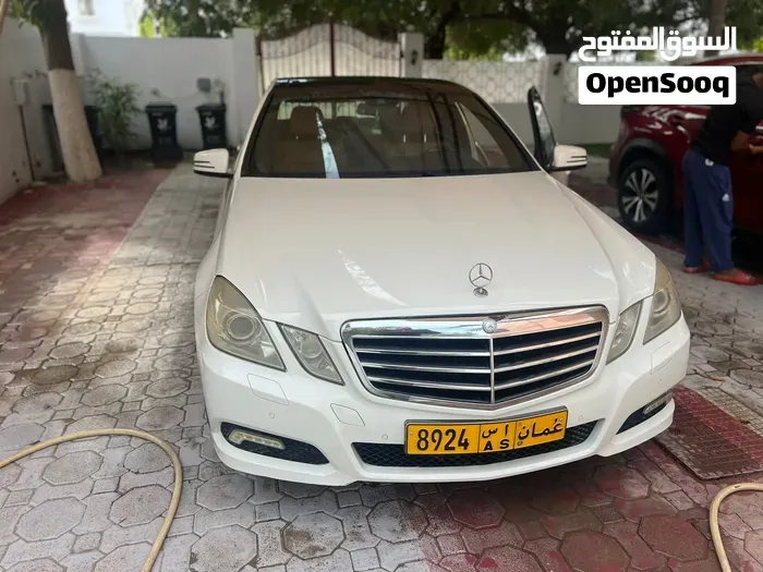 Mercedes-Benz E-Class 2011 photo 5