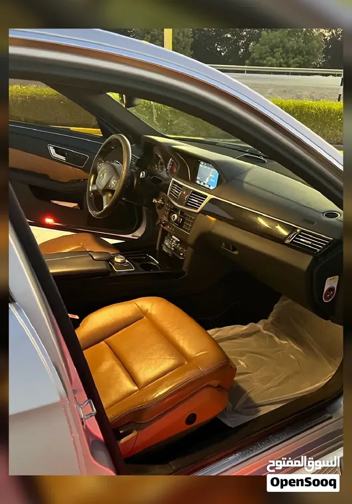 Mercedes-Benz E-Class 2011 photo 4