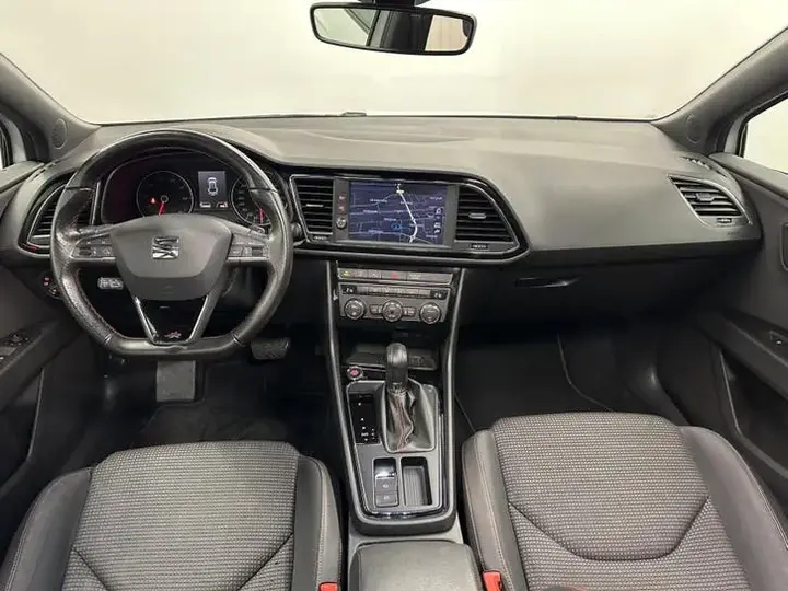Seat Leon 2018 photo 2