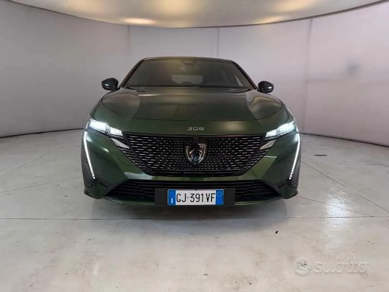 Peugeot 308 2022 photo 2