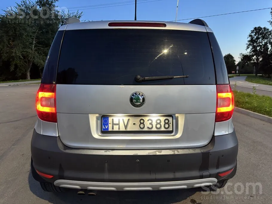 Skoda Yeti 2012 photo 5