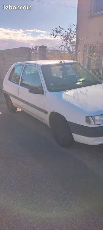 Citroen Saxo 1997 photo 2