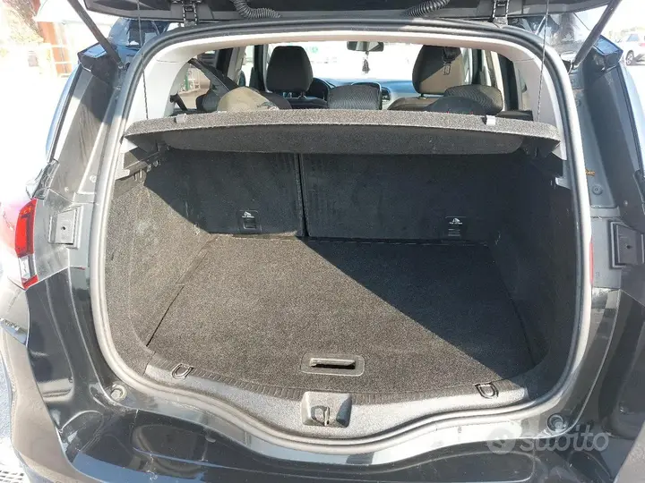 Renault Scenic 2018 photo 5