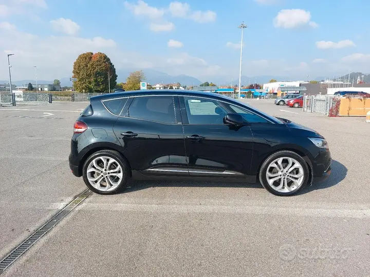 Renault Scenic 2018 photo 3