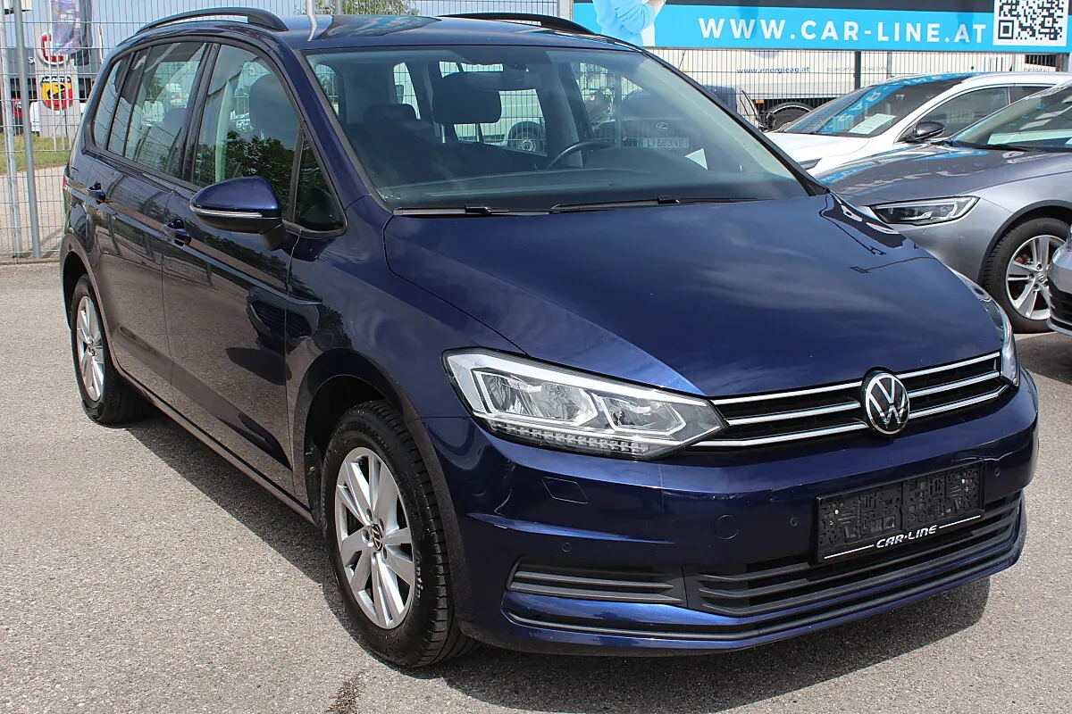 Volkswagen Touran 2021 photo 3