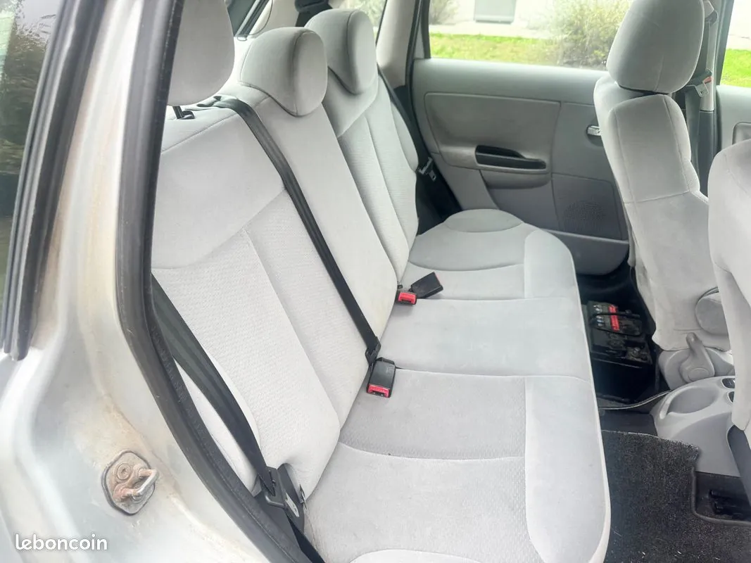 Citroen C3 2008 photo 4