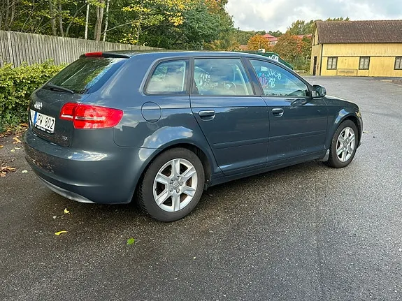 Audi A3 2013 photo 3