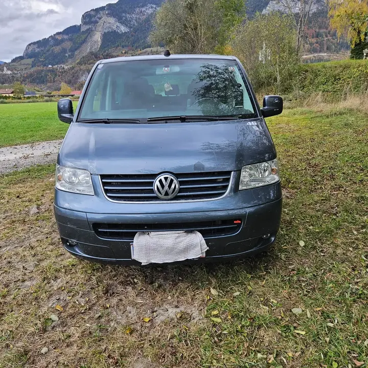 Volkswagen T5