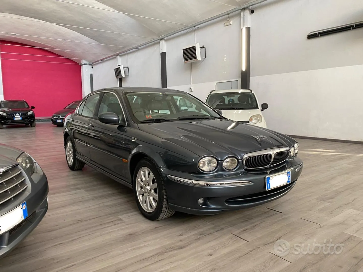 Jaguar X-Type 2001 photo 2