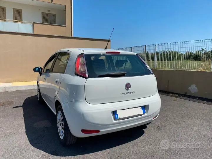 Fiat Punto 2014 photo 3