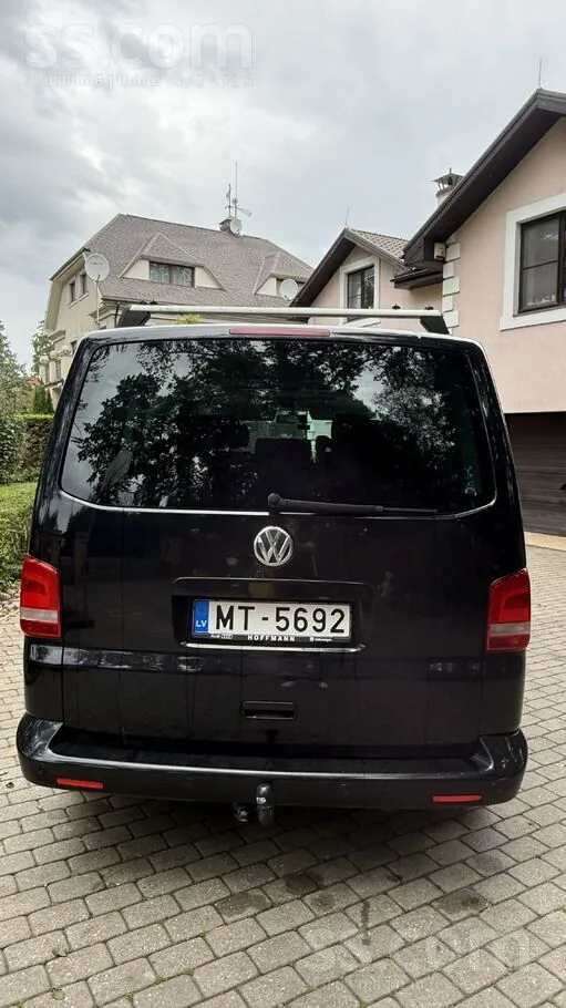 Volkswagen Multivan 2011 photo 5