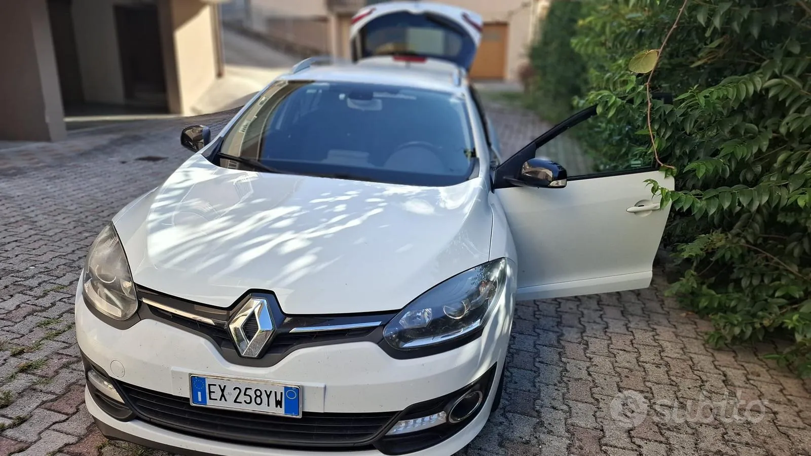 Renault Megane 2014 photo 3