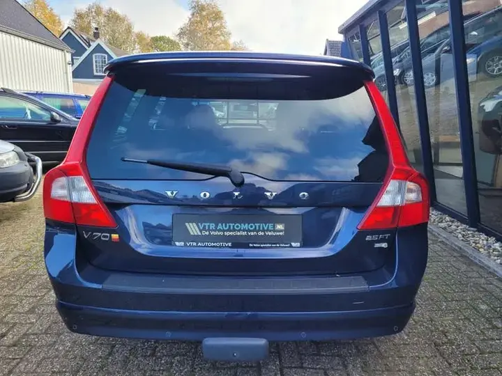 Volvo V70 2009 photo 3
