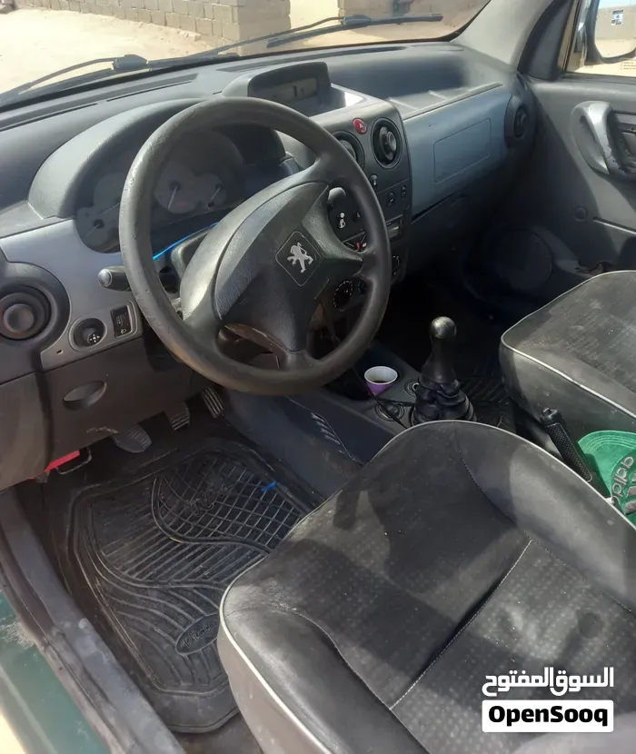 Peugeot Partner 2002 photo 4