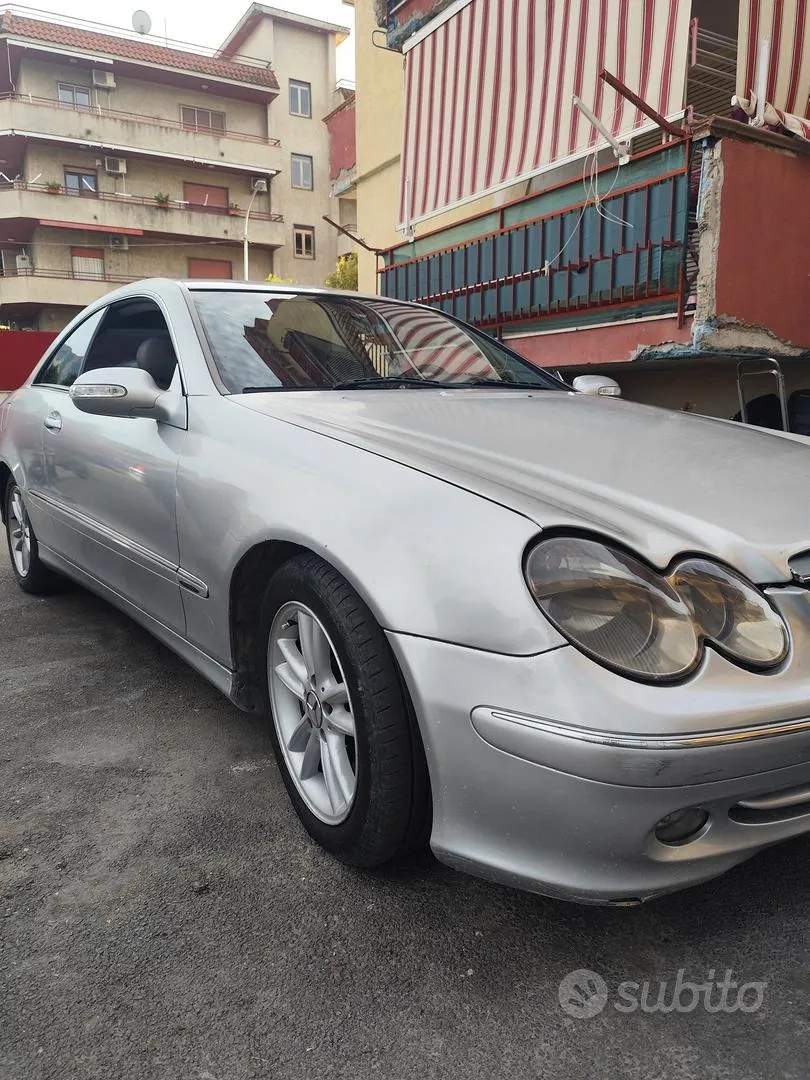 Mercedes-Benz Clk 2004 photo 2