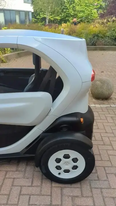 Renault Twizy 2012 photo 4