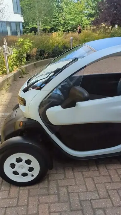 Renault Twizy 2012 photo 2