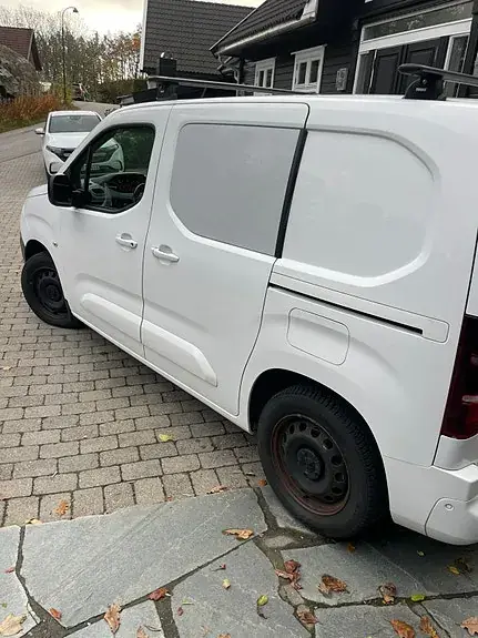 Peugeot Partner 2021 photo 2