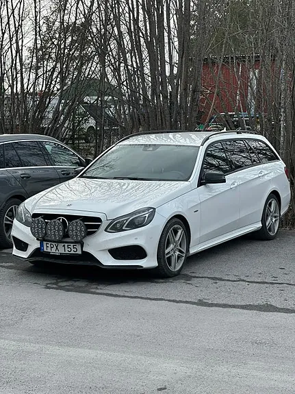 Mercedes-Benz E220 2015 photo 4