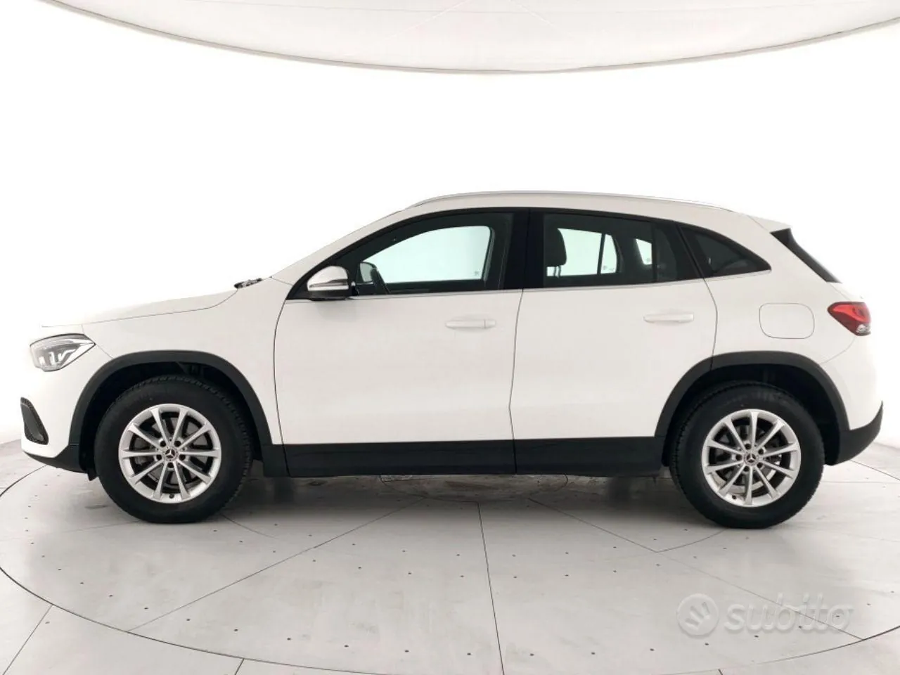 Mercedes-Benz Gla 2022 photo 2