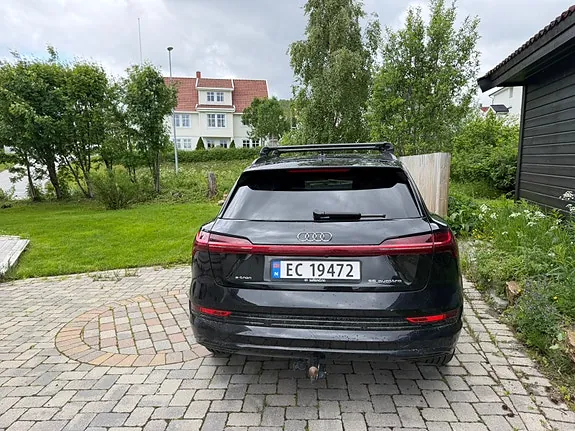 Audi E-Tron 2021 photo 3
