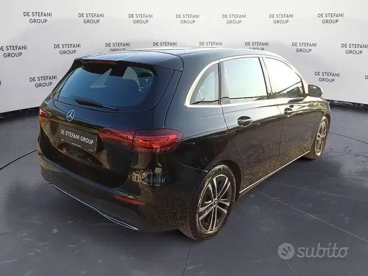 Mercedes-Benz B-Class 2025 photo 2