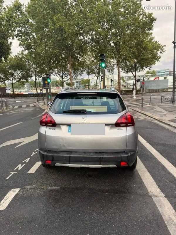 Peugeot 2008 2016 photo 2