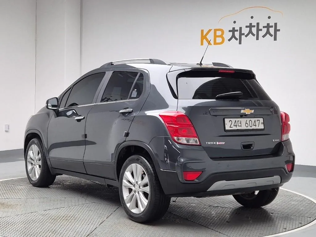 Chevrolet Trax 2018 photo 2