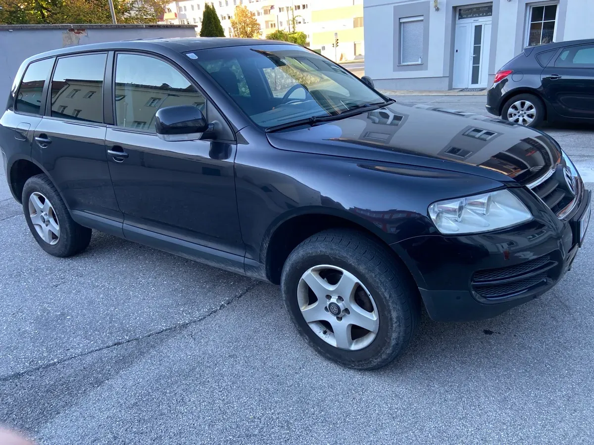 Volkswagen Touareg 2005 photo 2