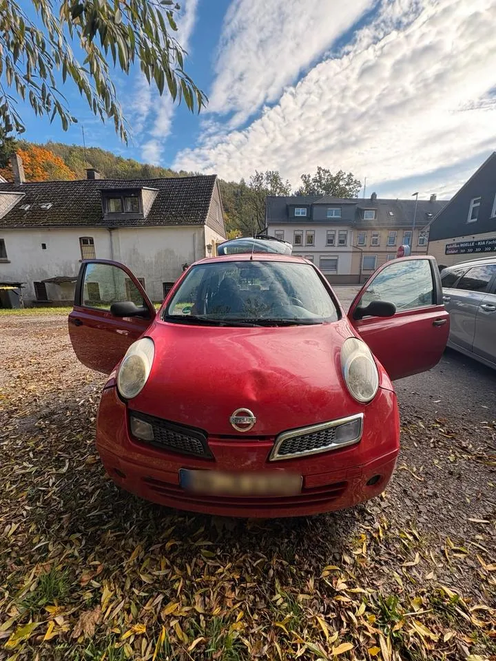 Nissan Micra