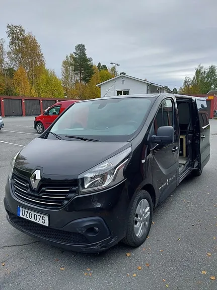 Renault Trafic 2018 photo 2